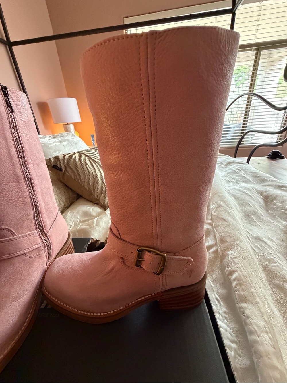 Frye Exclusive (anthro) Campus
Buckle Boots NWT & box size 9.5 - Picture 10 of 16